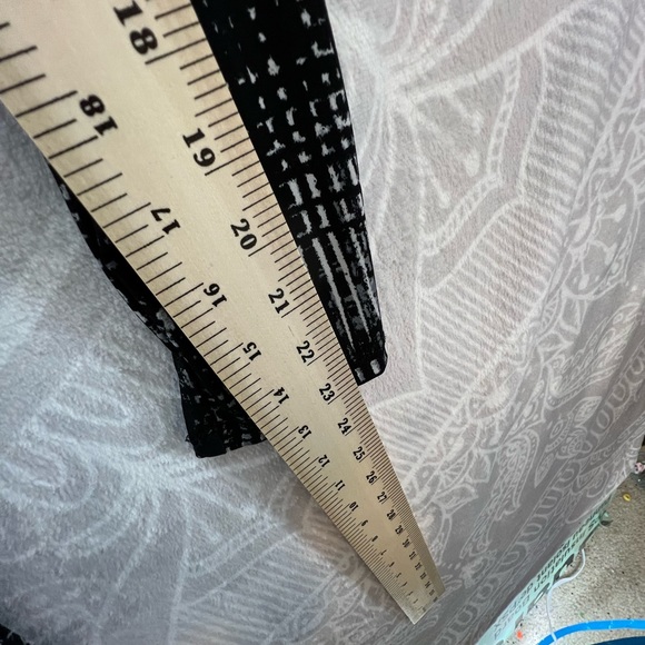 KAREN KANE BLACK GRAY WHITE PRINT LONG SLEEVE DRESS COMFORTABLE BEAUTIFUL EUC M - Picture 8 of 11